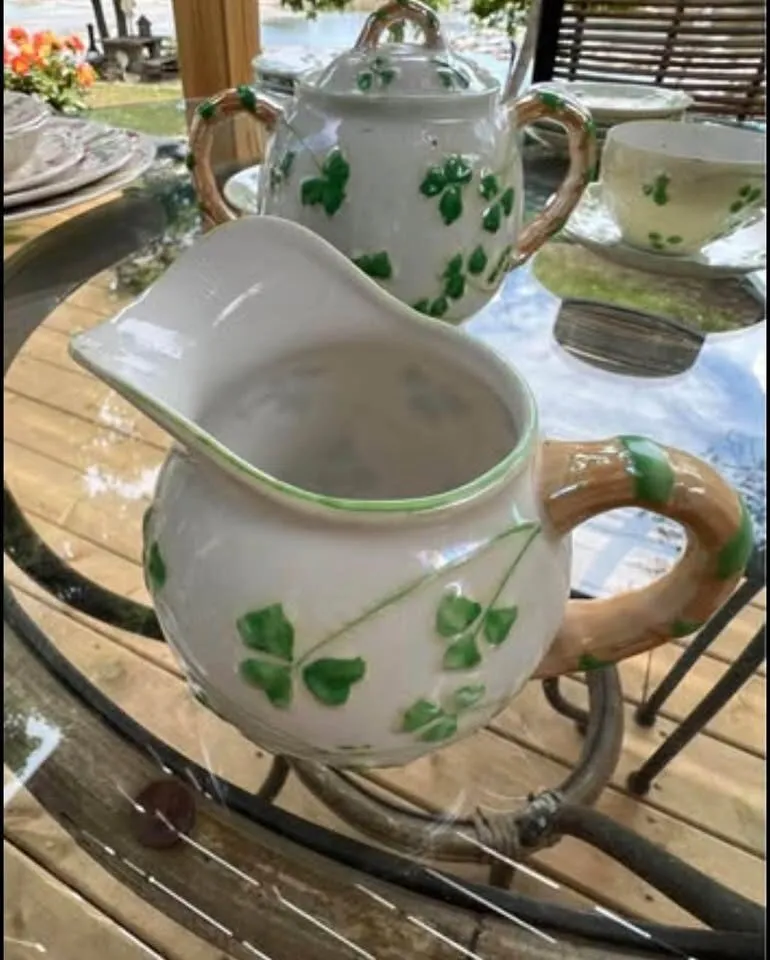Rare Vintage Erin Ireland Bamboo Handle Shamrock China Tea Set (16-Piece) - photo 5