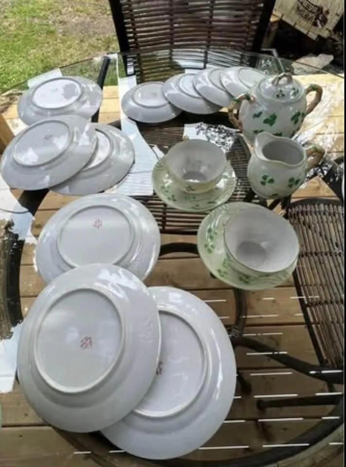 Rare Vintage Erin Ireland Bamboo Handle Shamrock China Tea Set (16-Piece) - photo 7