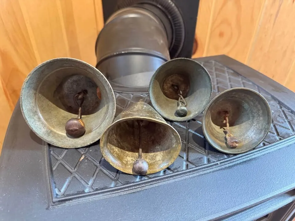 Vintage Farmhouse Swiss Cow Bells Chiantel Fondeur - photo 4