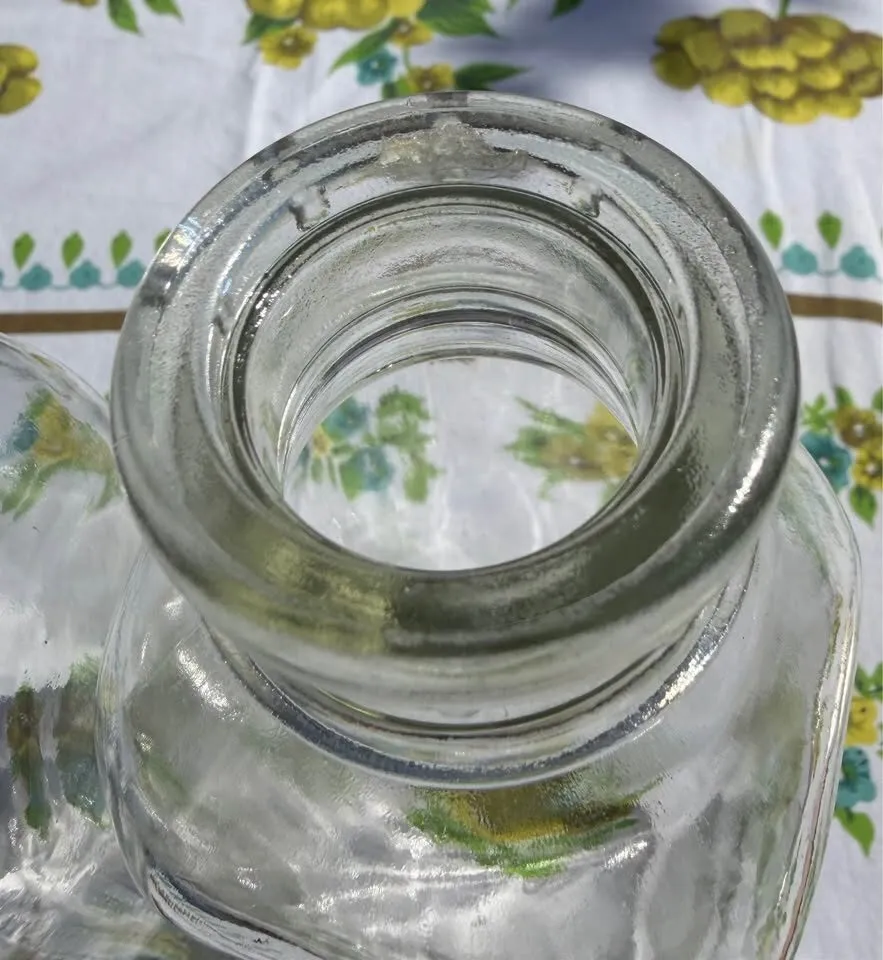 Vintage 1950s Canadian Milk Bottles (Pair of 2) - photo 10