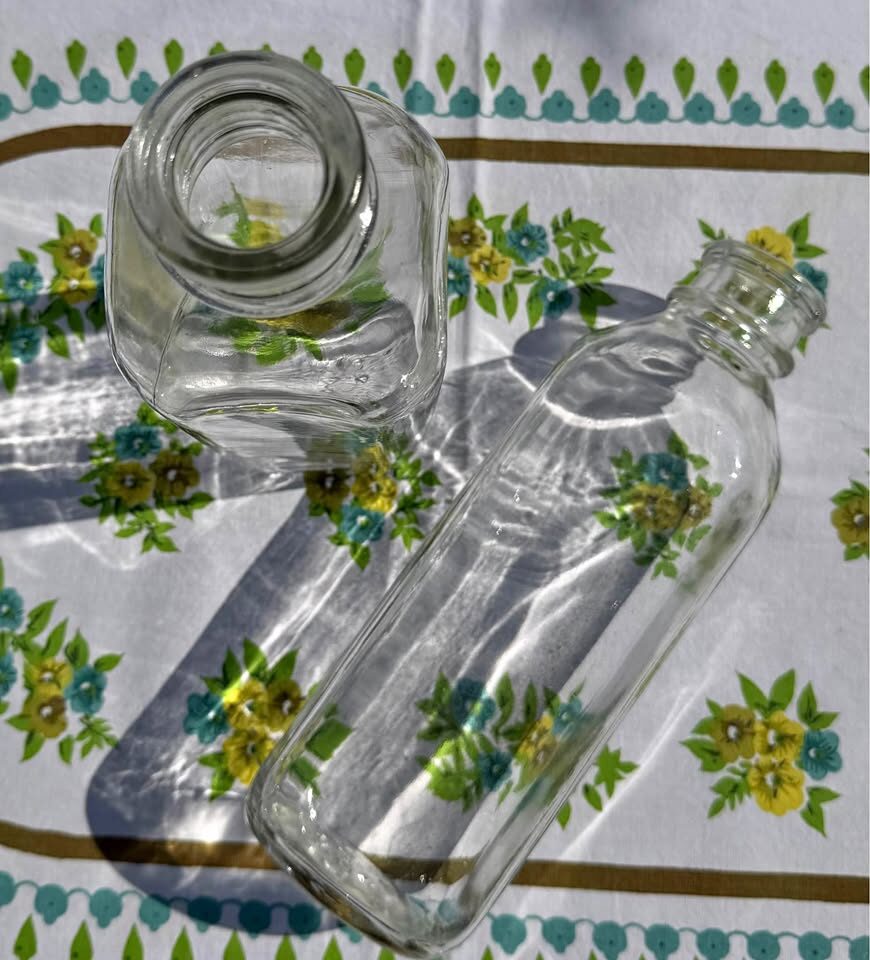 Vintage 1950s Canadian Milk Bottles (Pair of 2) - photo 2