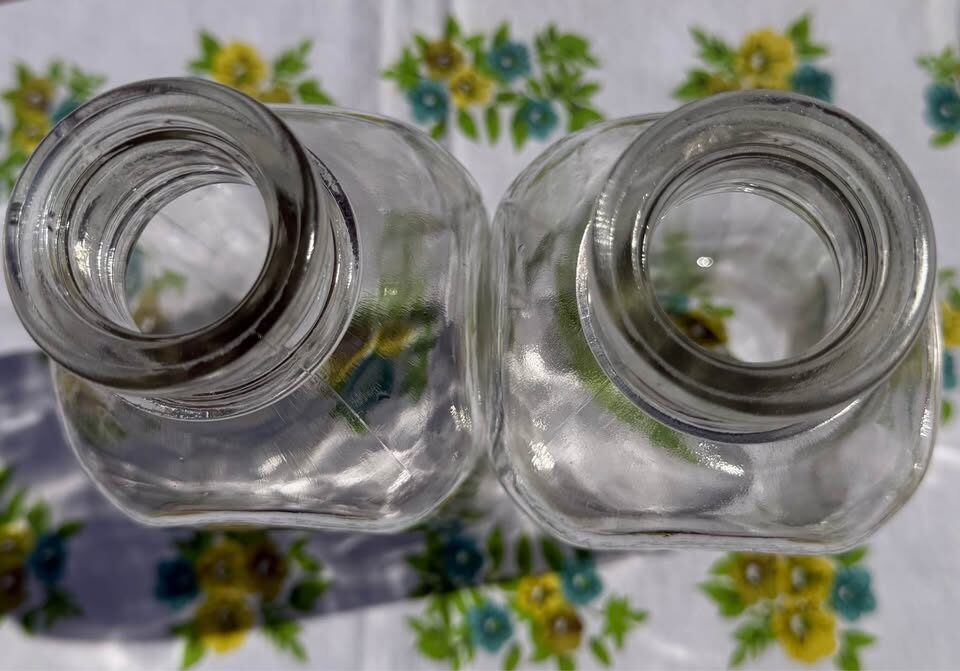 Vintage 1950s Canadian Milk Bottles (Pair of 2) - photo 5