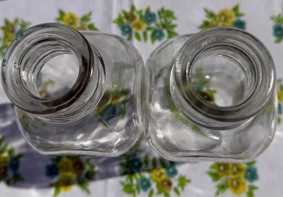 Vintage 1950s Canadian Milk Bottles (Pair of 2) - photo 5