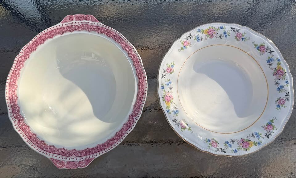 Vintage 1940s Serving Bowls - English Grindley & Canadian Sovereign Potters - photo 2