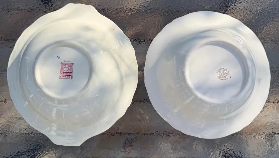 Vintage 1940s Serving Bowls - English Grindley & Canadian Sovereign Potters - photo 5