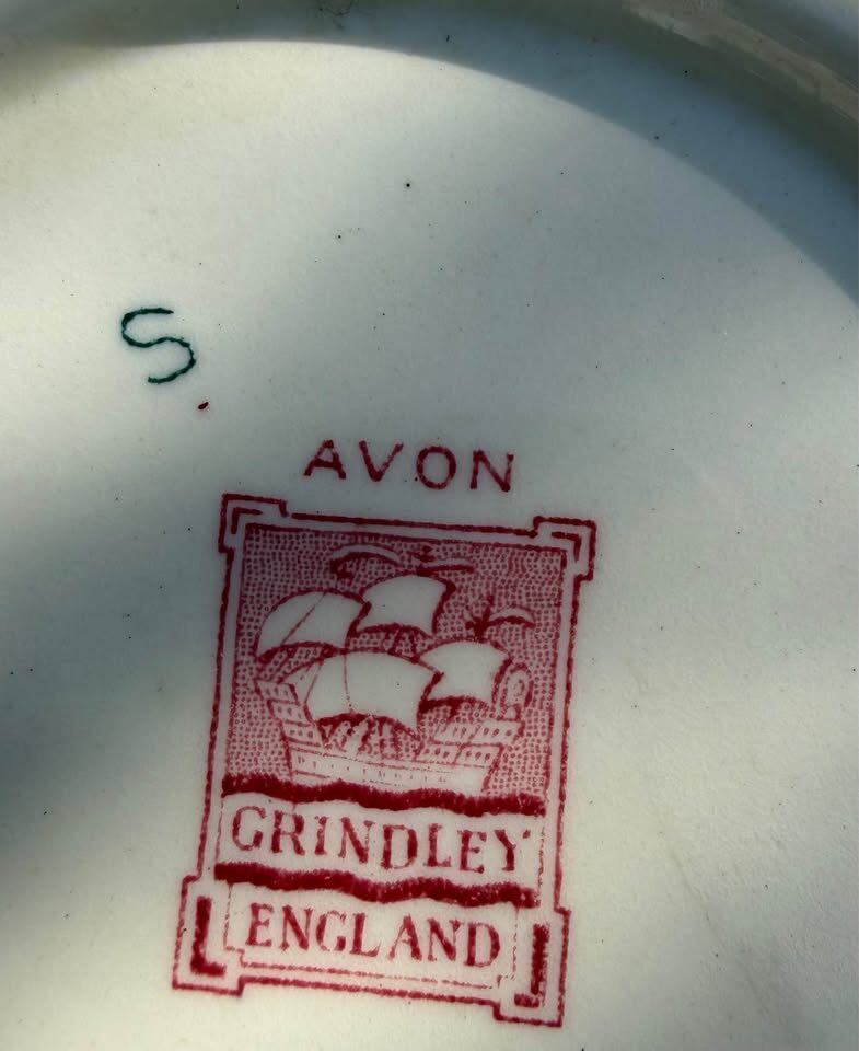 Vintage 1940s Serving Bowls - English Grindley & Canadian Sovereign Potters - photo 6