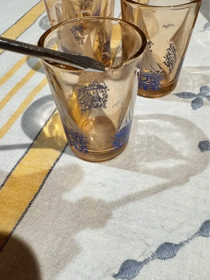 Amber French Glass Decanter & Cups Set - Nautical Sailboat Design - photo 6
