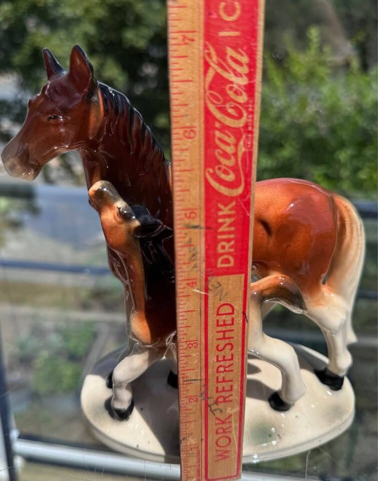 Dream Room Decor! Horse Figurine Vintage Ceramic Mare & Foal - photo 2