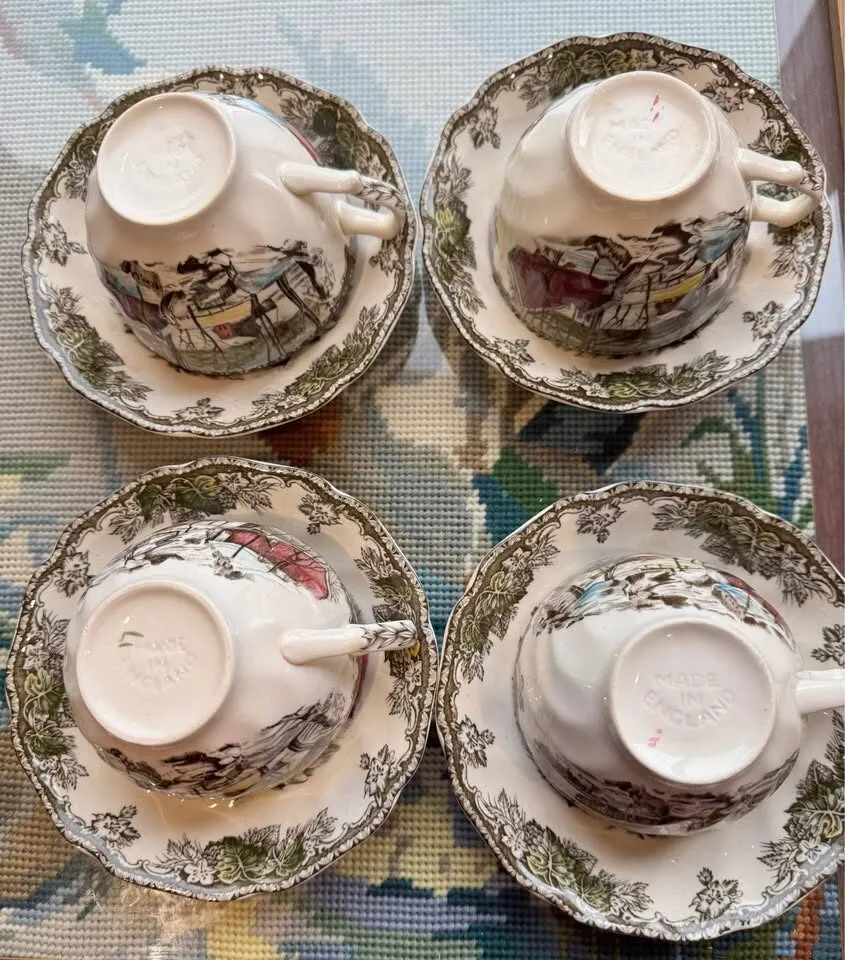 Vintage Johnson Bros Friendly Village Tea Cups & Saucers Set of 4 Made in England, Ice House - photo 3