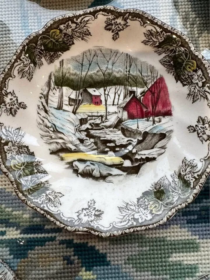 Vintage Johnson Bros Friendly Village Tea Cups & Saucers Set of 4 Made in England, Ice House - photo 5