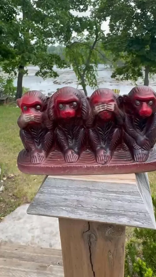 Vintage monkey bank glass eyes - photo 1