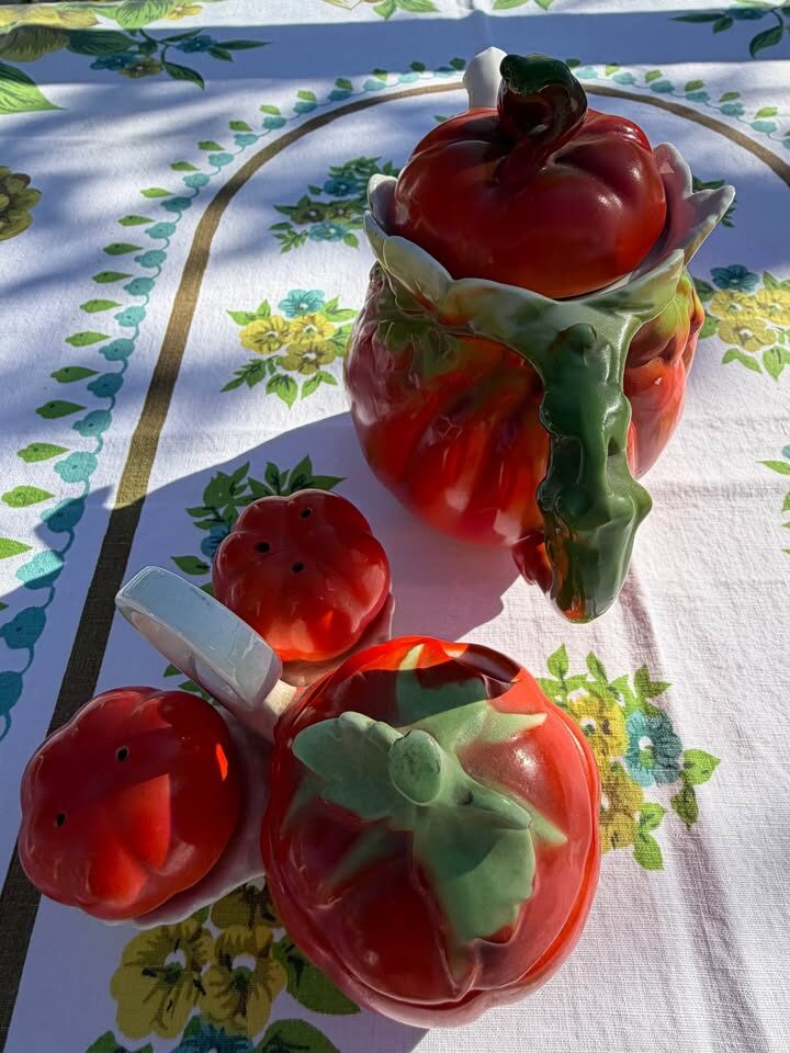 Antique German Tomato Cruet Set & Royal Bayreuth Teapot 5392 A c.1895-1910 - photo 9
