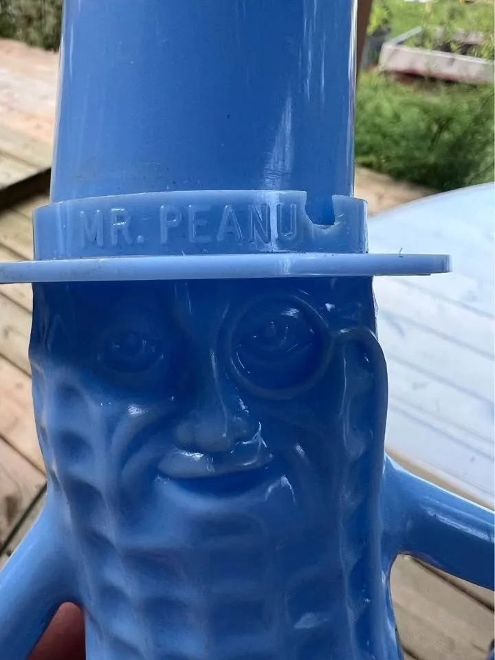 Vintage 1950s Blue Mr. Peanut Plastic Figurine - Planters Promotional Collectible - photo 5