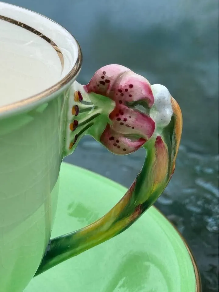 RARE Vintage 1951+ Royal Winton Grimwades "Tiger Lily" Demitasse Cup and Saucer Set - photo 6