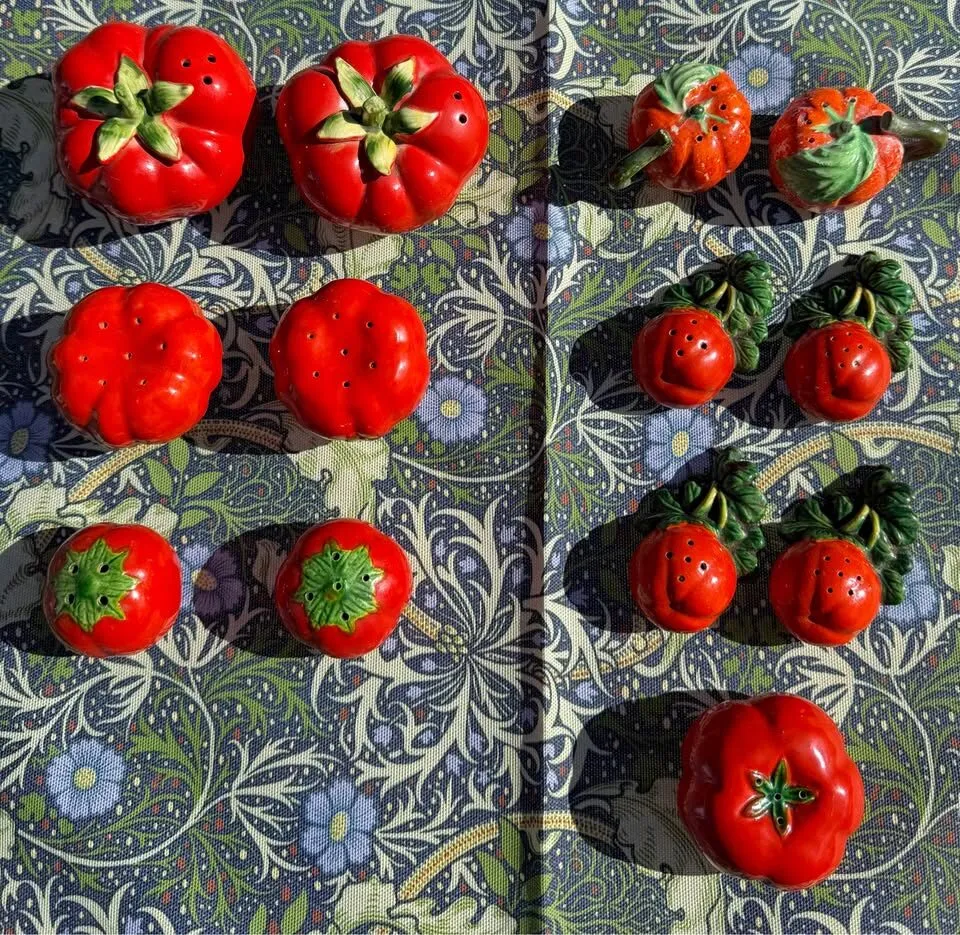 Collection of Mid-Century Japan Ceramic Shakers – Tomato & Pumpkin Sets – Priced Individually - photo 10
