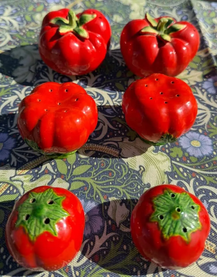 Collection of Mid-Century Japan Ceramic Shakers – Tomato & Pumpkin Sets – Priced Individually - photo 2