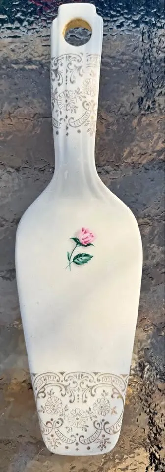 Vintage Porcelain Cake & Pie Server - Floral & Gold Filigree - photo 1