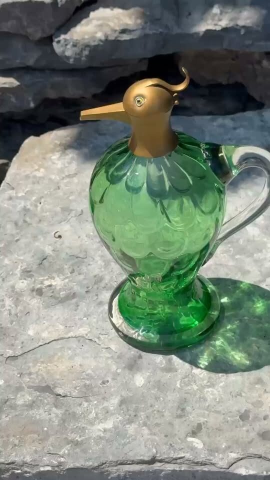 Rare Vintage Green Glass & Brass Bird Head Decanter /Jug 1910-1930 - photo 1