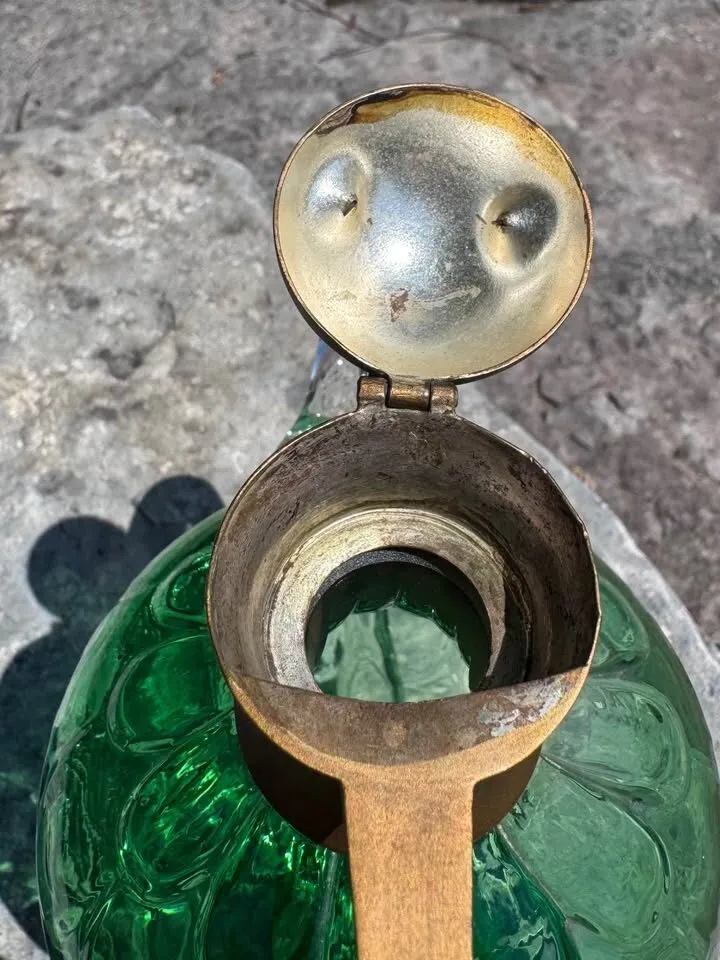 Rare Vintage Green Glass & Brass Bird Head Decanter /Jug 1910-1930 - photo 8
