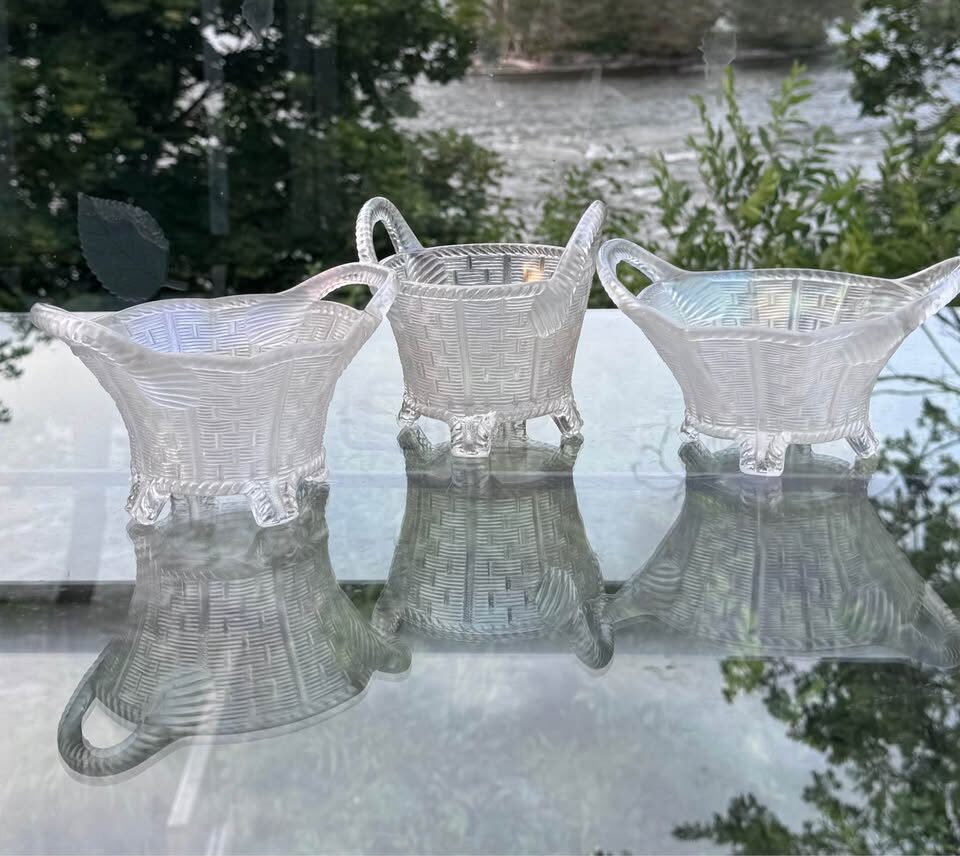 Rare Antique Northwood White Carnival Glass "Bushel Baskets" - Early 1910s - photo 2