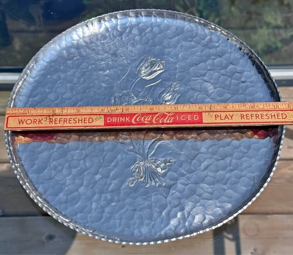 Vintage Rodney Kent Hand Wrought Hammered Aluminum Tulip Serving Tray (Pattern #421) - photo 2