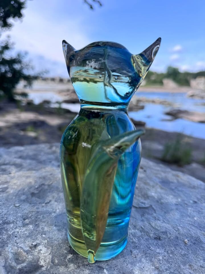 Vintage Lorraine Art Glass Cat Figurine - Rare Amber & Blue Mid-Century Canadian Glass - photo 4