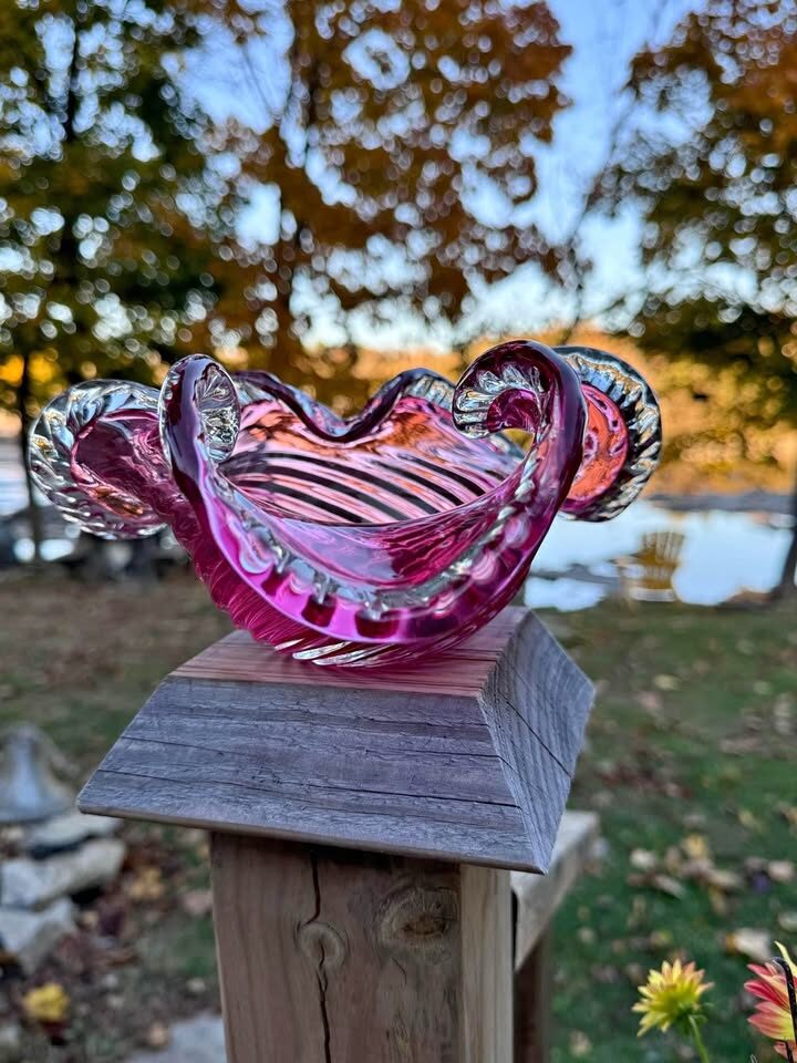 Vintage Ridged Swirls Art Glass Bowl