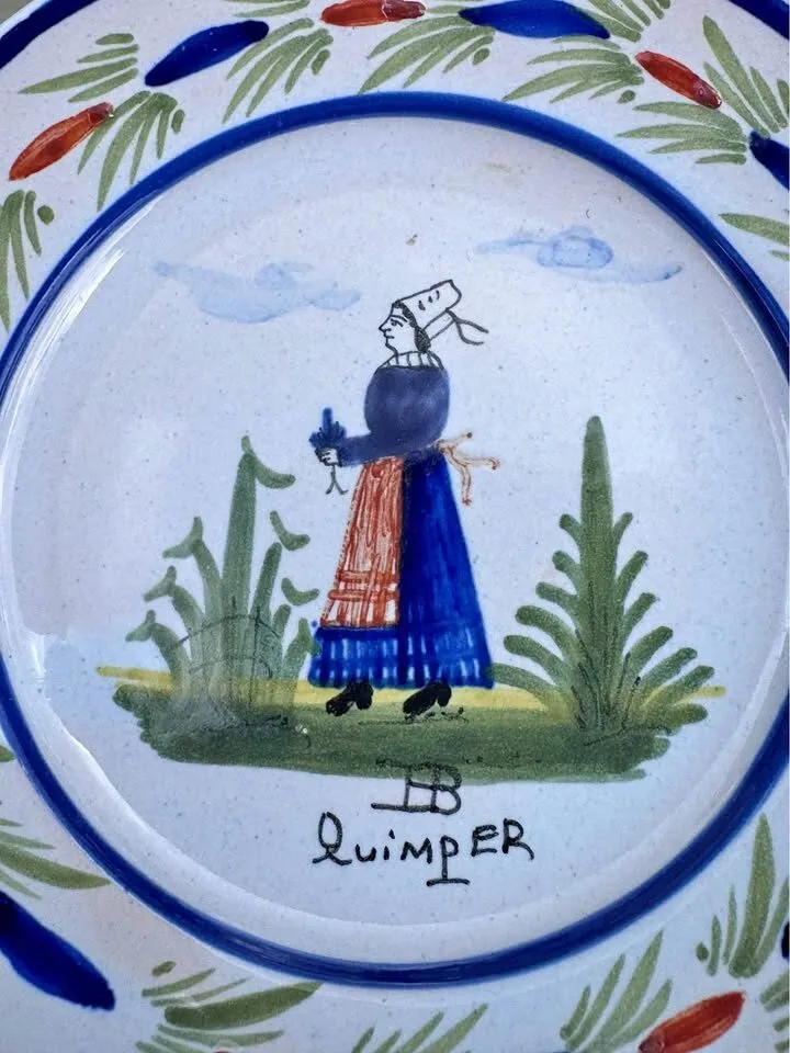 Antique French HB Quimper 5" Plate Hand-Painted Folk Art c. 1910 - photo 1