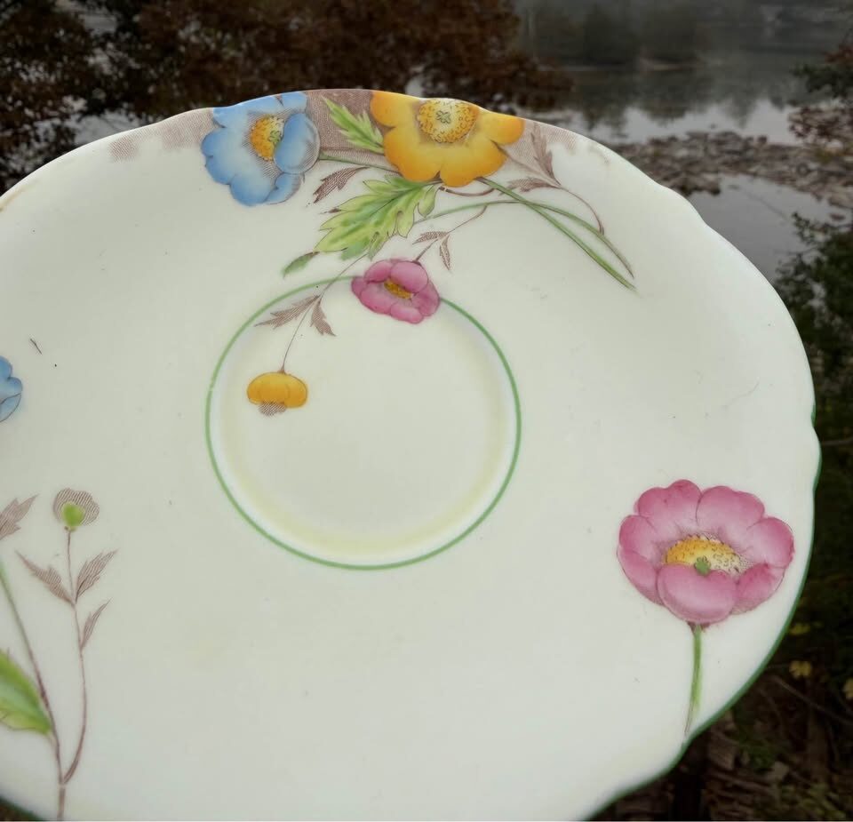 Rare 1930s Paragon Oval Teacup & Saucer Set – Mint Condition - photo 10