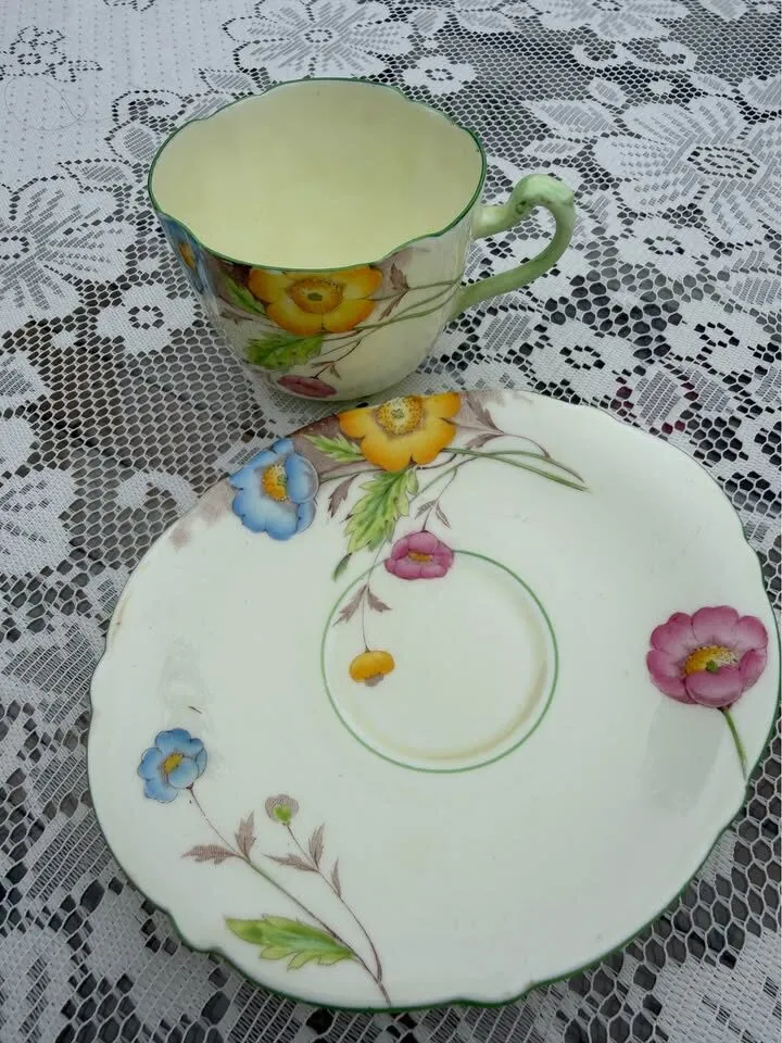Rare 1930s Paragon Oval Teacup & Saucer Set – Mint Condition - photo 6