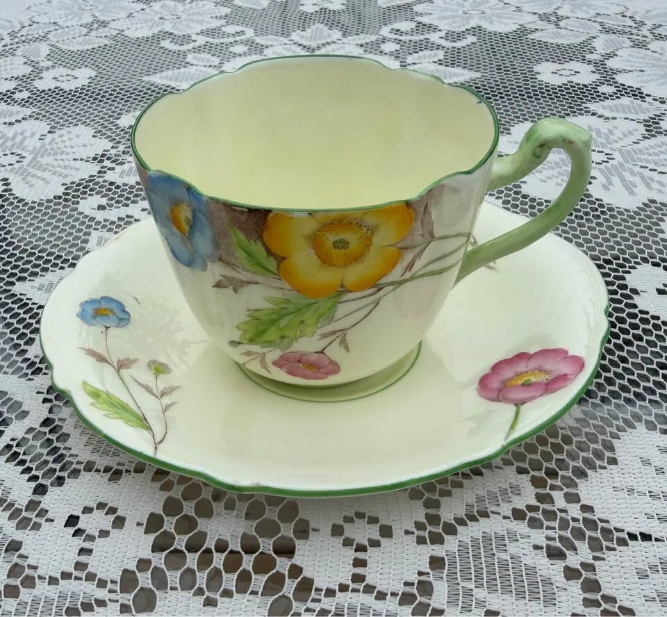 Rare 1930s Paragon Oval Teacup & Saucer Set – Mint Condition - photo 7