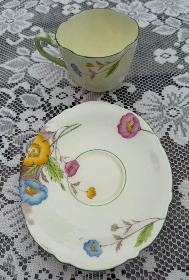Rare 1930s Paragon Oval Teacup & Saucer Set – Mint Condition - photo 8