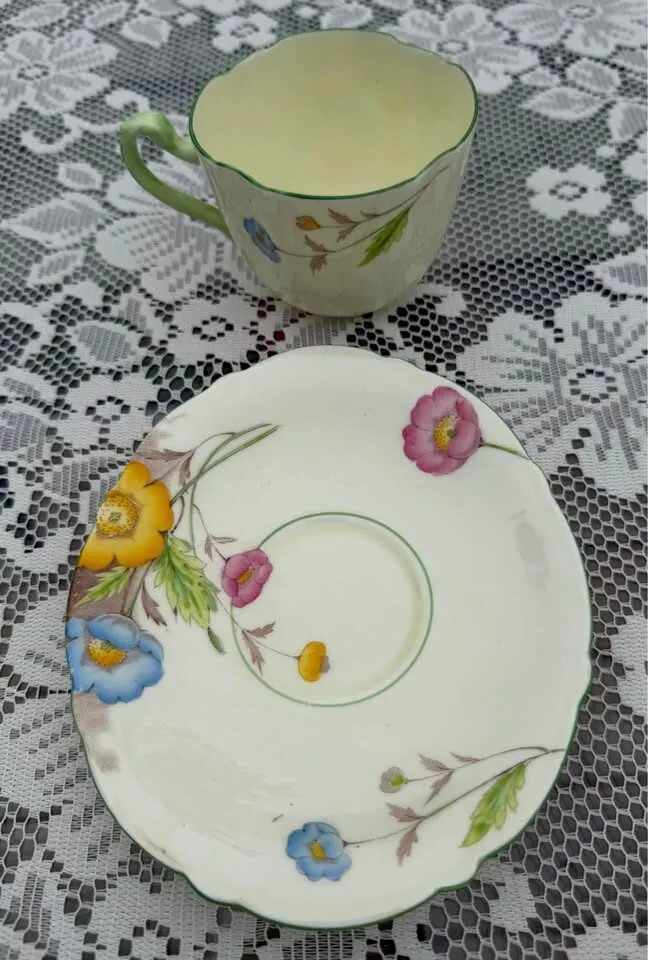 Rare 1930s Paragon Oval Teacup & Saucer Set – Mint Condition - photo 8