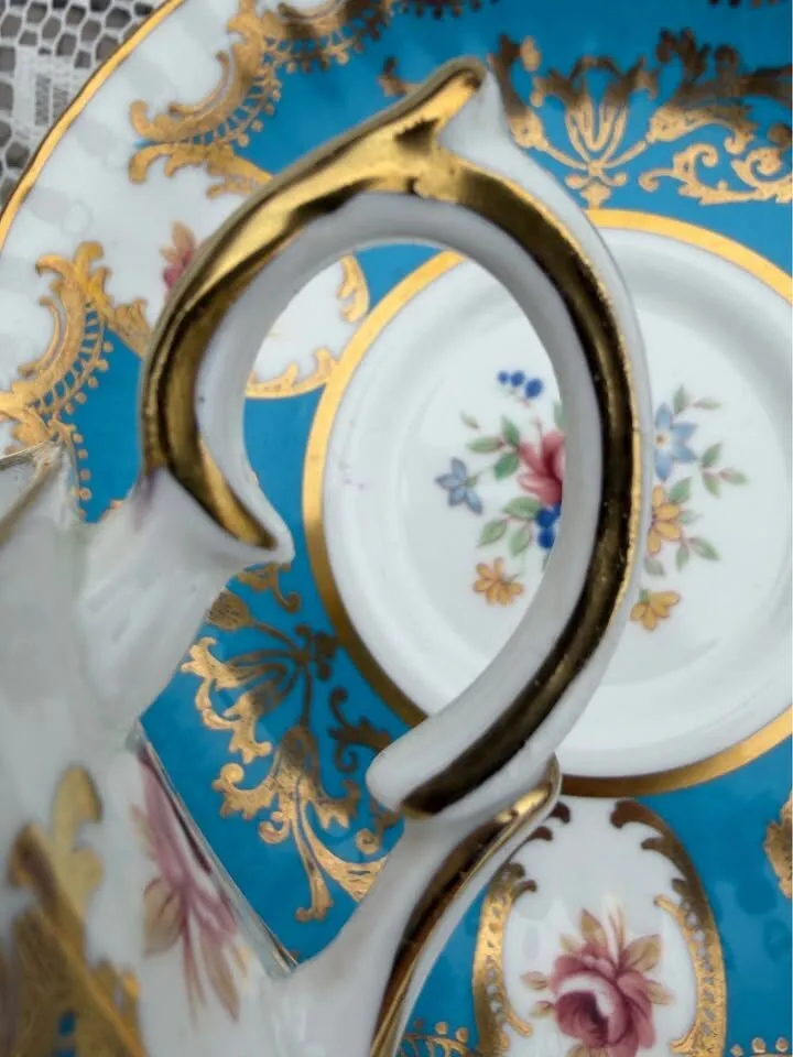 Rare 1960s Paragon Trenton Teacup Set - Turquoise and Heavy Gold Filigree Fine Bone China - photo 6