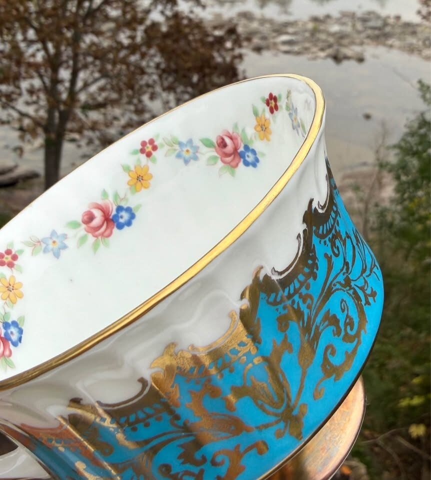 Rare 1960s Paragon Trenton Teacup Set - Turquoise and Heavy Gold Filigree Fine Bone China - photo 9