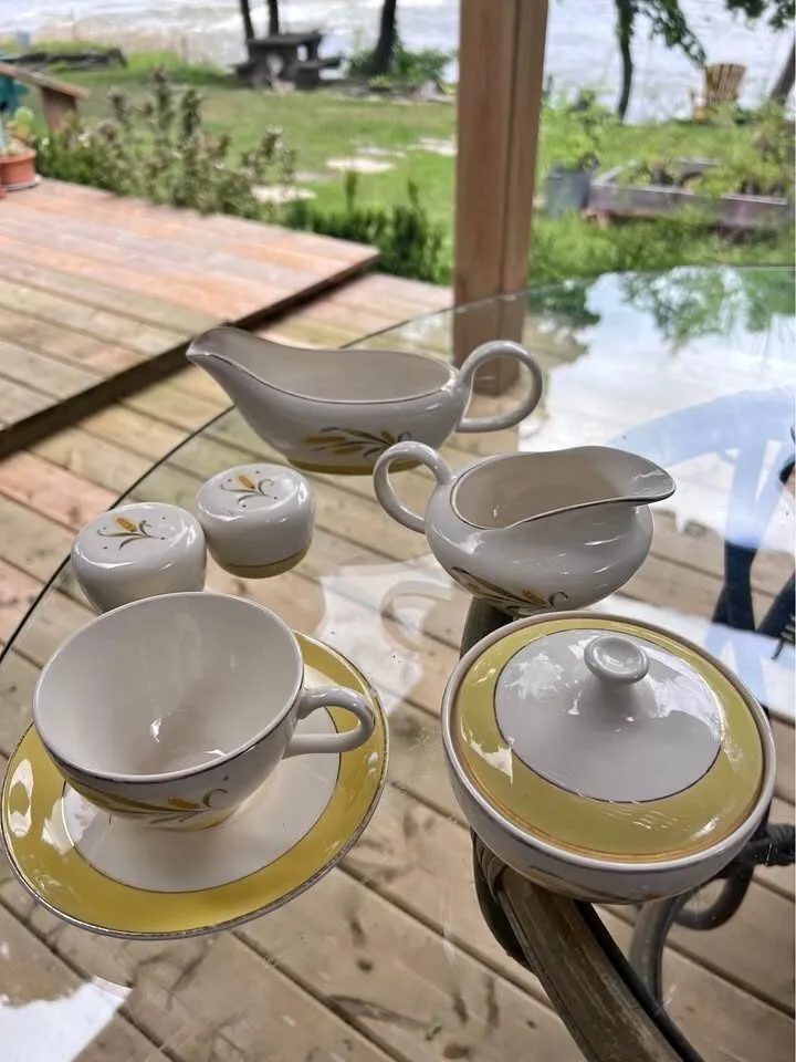 Vintage 1950s Goldcrest "Autumn Gold" Wheat Coffee/Tea Serving Set - 6 Pcs - photo 1
