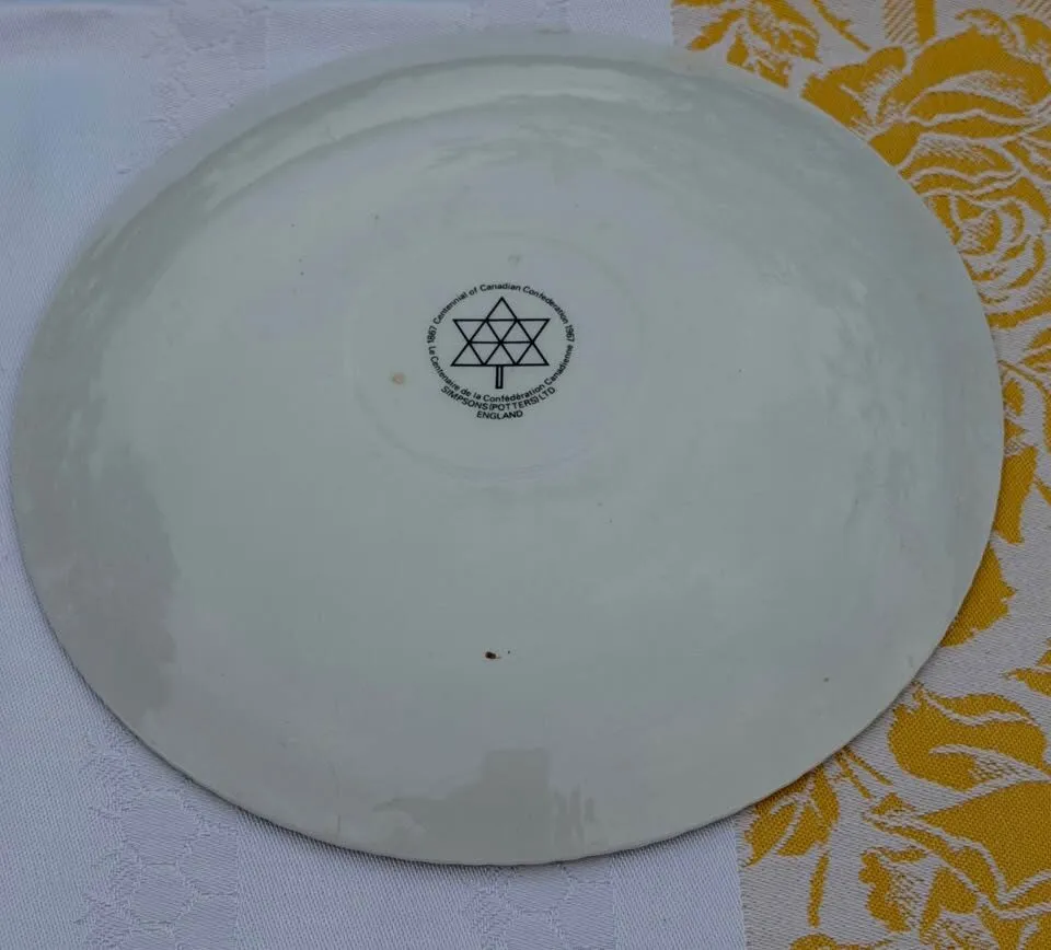 Vintage 1967 Canada Centennial Commemorative Plate – 8" Simpsons Potters - photo 2