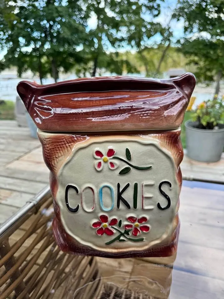 Vintage American Bisque "Cookie Sack" Jar 1950s - photo 2