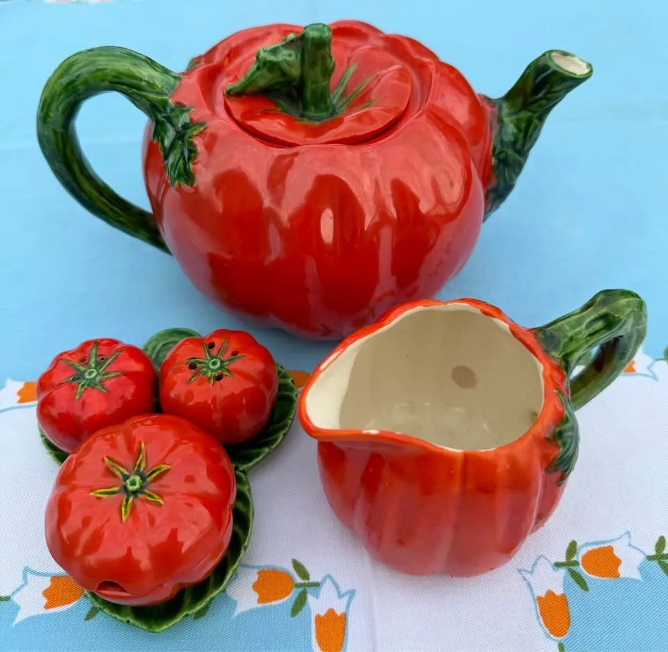 Vintage Ceramic Tomato Ware Set - 8 Pieces (Made in Japan) - photo 6