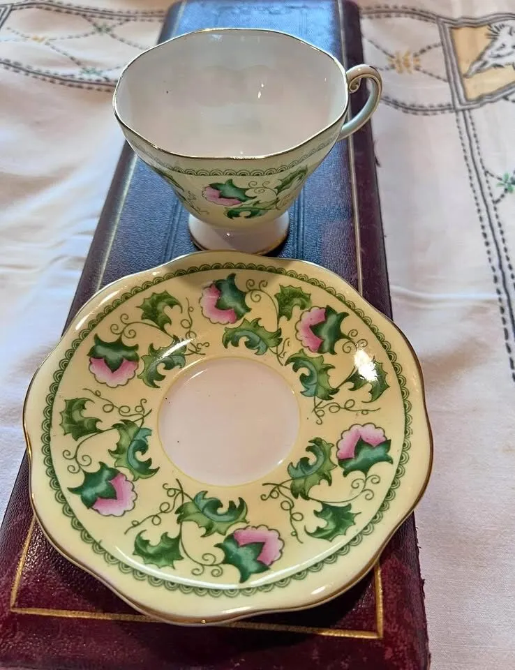 Antique Paragon & Aynsley Nippon Teacup sets - photo 1