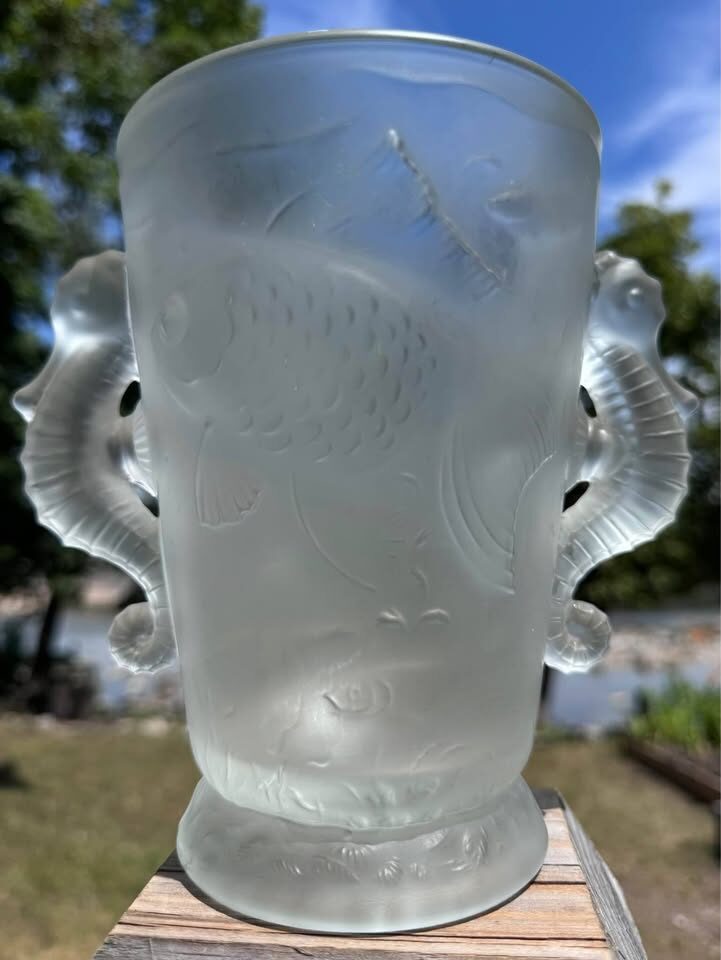 Vintage 1960s/70s Skloexport Bohemia Crystal Seahorse & Koi Fish Frosted Glass Vase - photo 6