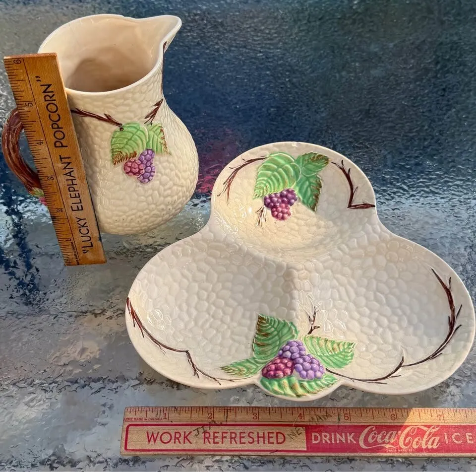 Vintage Wade Bramble Pottery Set - Pitcher & Divided Dish (Made in England) - photo 4
