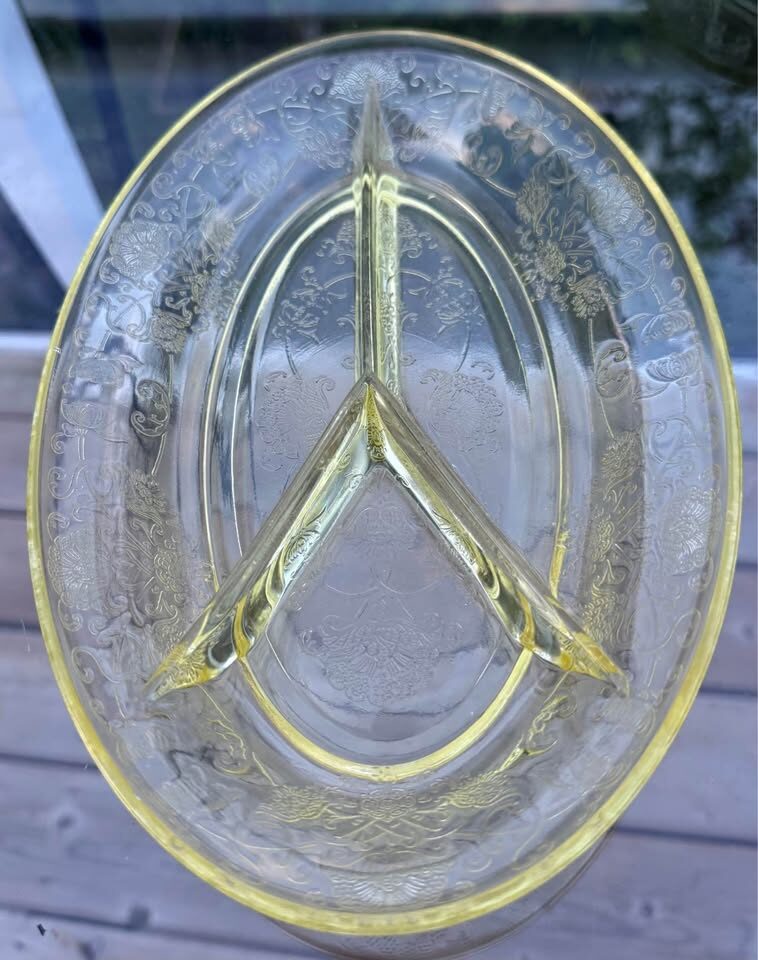 Vintage 1930s Hazel-Atlas Yellow Depression Glass Divided Platter - Florentine Poppy - photo 5