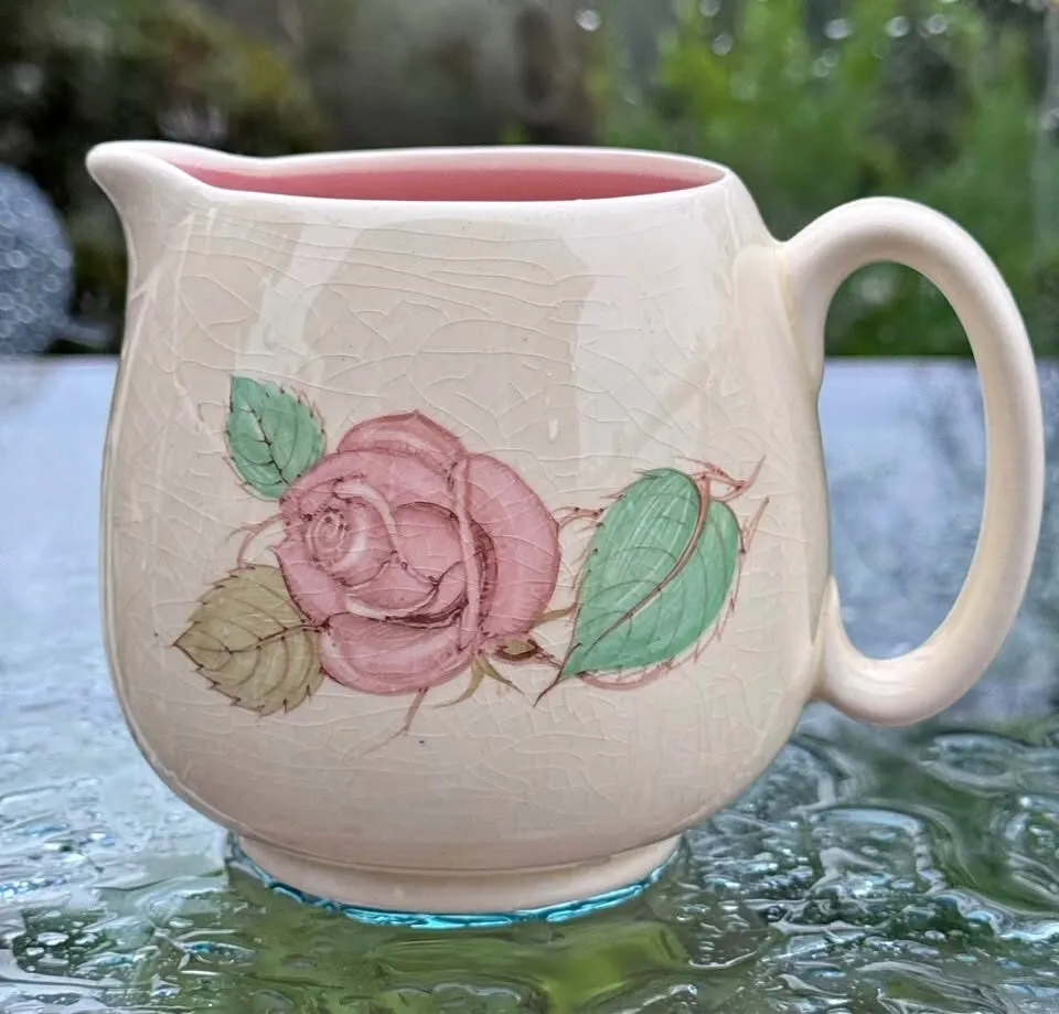 Vintage Susie Cooper "Patricia Rose" Milk Jug / Pitcher - Crown Works Burslem - photo 2