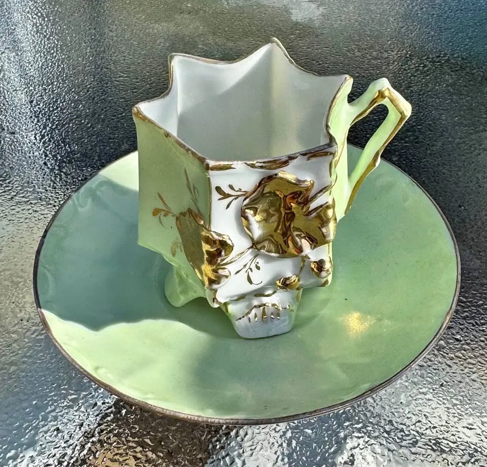 Unusual Bohemian or Victorian Rococo Star-Rim Porcelain Teacup & Saucer, Mint Green, Gold Gilding - photo 1