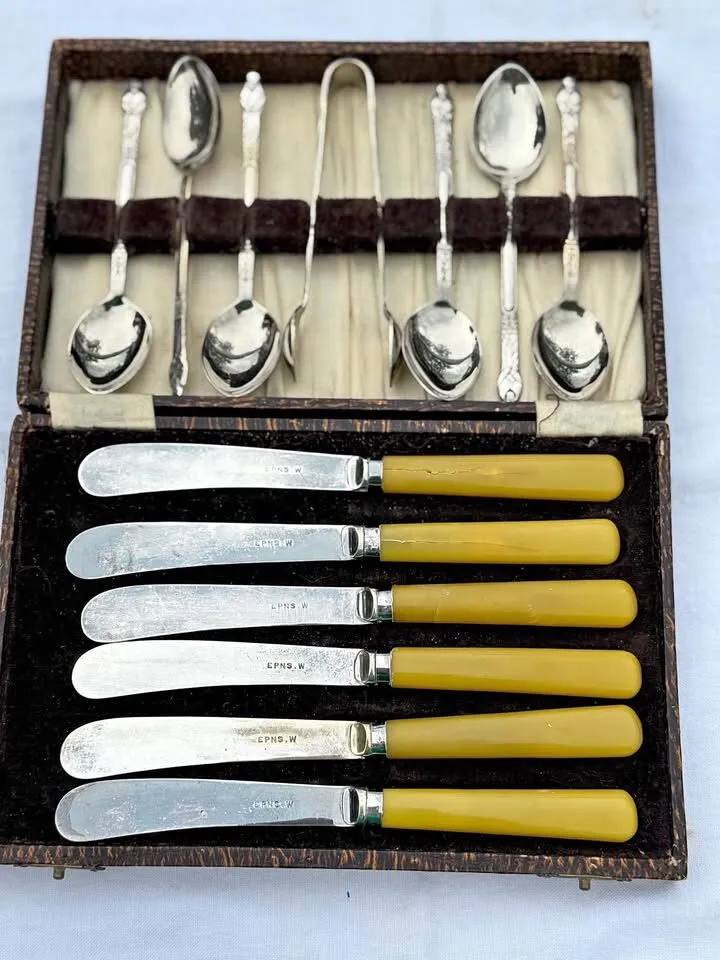 Vintage English Silverware Set - 6 Apostle Spoons, Tongs & 6 Tea Knives with Sterling Silver Bands - photo 2