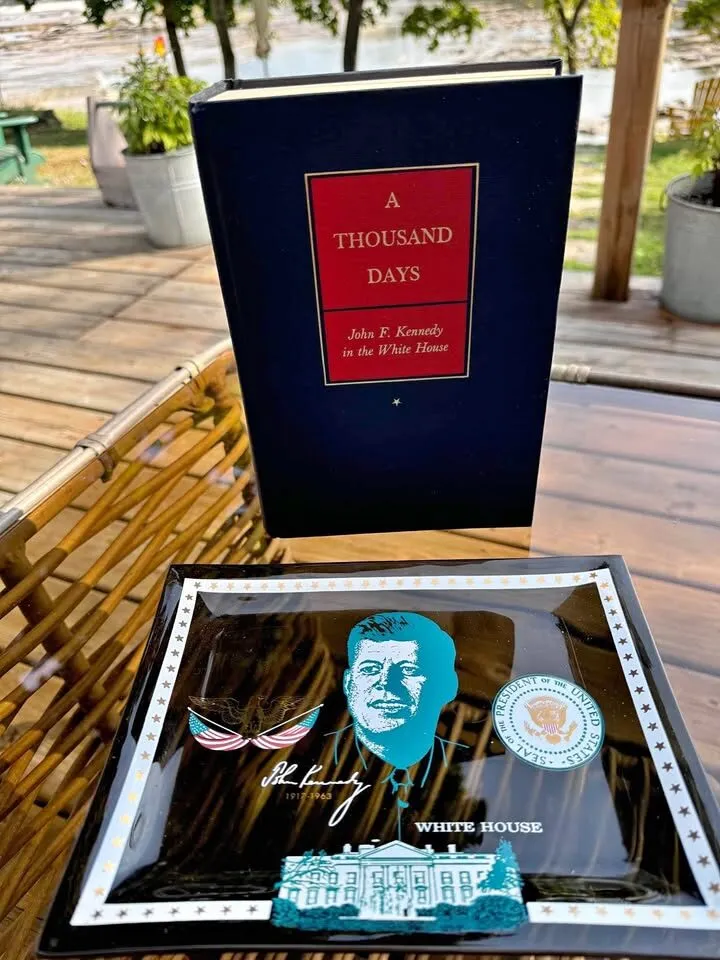 John F. Kennedy Commemorative Tray and 'A Thousand Days' Book - photo 1