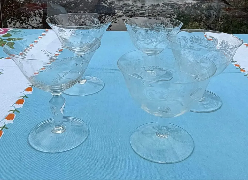 Vintage Mid-Century Etched Crystal Low Sherbet & Dessert 5 Glasses - photo 4