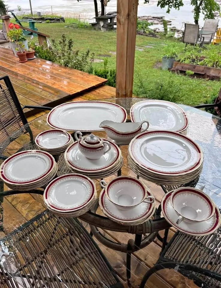 Vintage Aynsley Dinnerware 1939 - photo 1