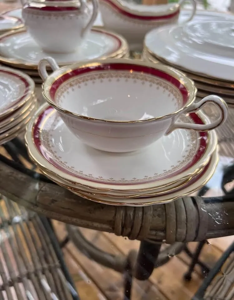 Vintage Aynsley Dinnerware 1939 - photo 4